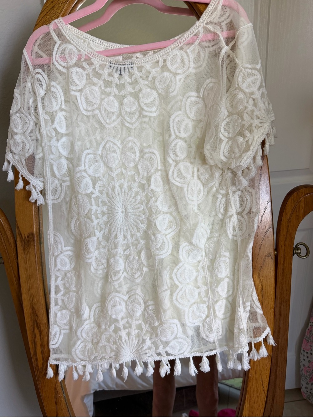 White Crochet Lace Tassel Short Sleeve Blouse